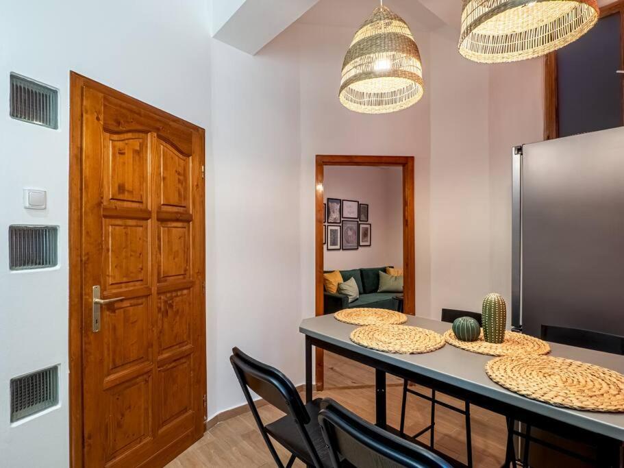 Mexicopo Apartment With Garage Budapest Exterior foto